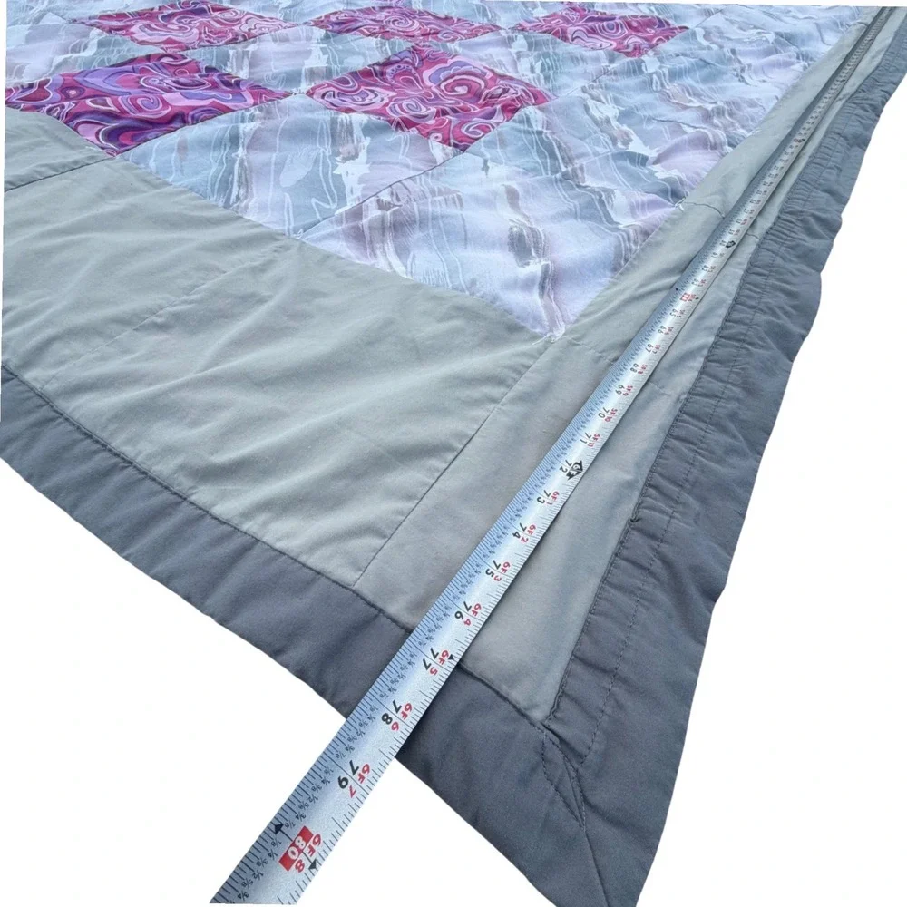 Handmade Patchwork Quilt Psychedelic Swirl Abstract Purple Gray 79x58 Church